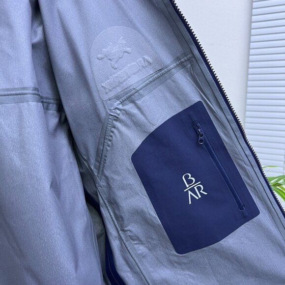 Arc'teryx Beta Jacket Unisex - Picture 9 of 9